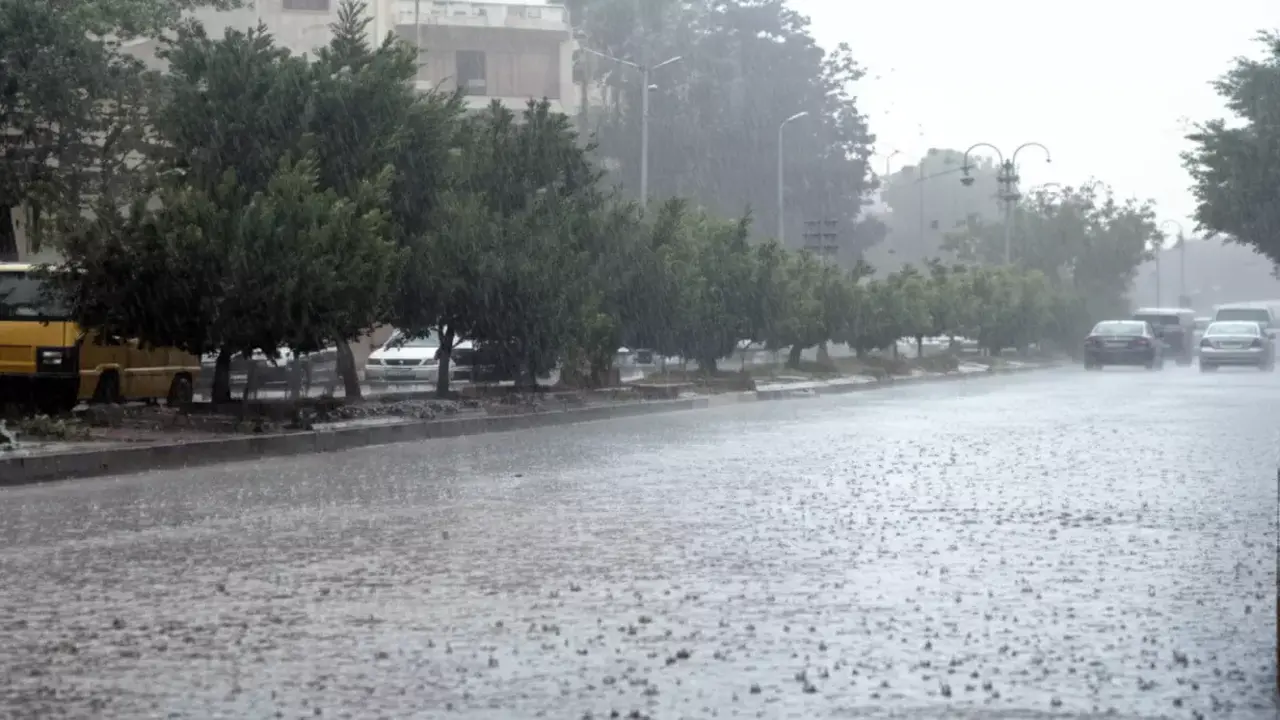 تحذير لـ 7 محافظات.. خريطة سقوط الأمطار ومناطق الضباب خلال الساعات القادمة